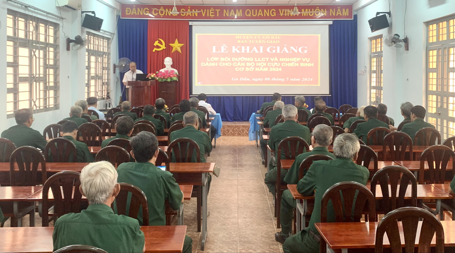Gò Dầu: Bồi dưỡng nghiệp vụ công tác Hội Cựu chiến binh ở cơ sở