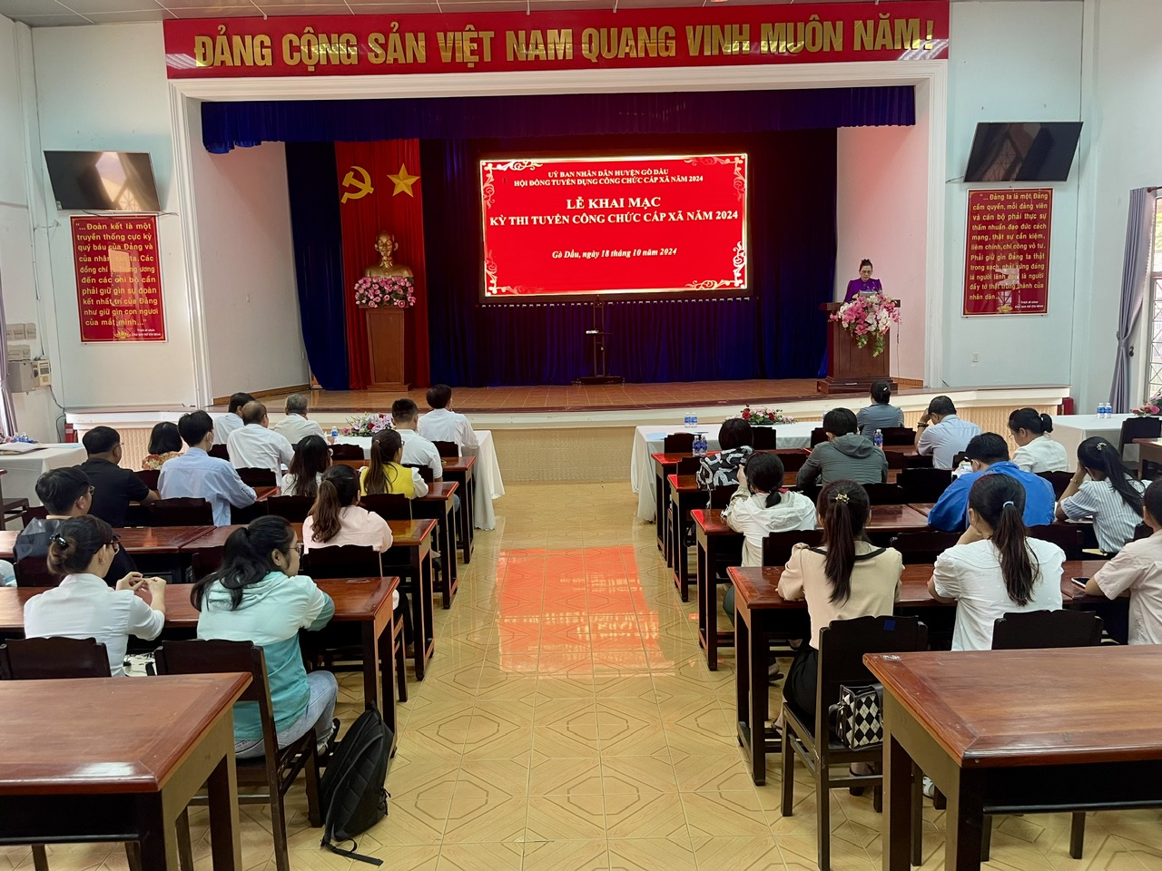 Gò Dầu: Khai mạc kỳ thi tuyển công chức cấp xã