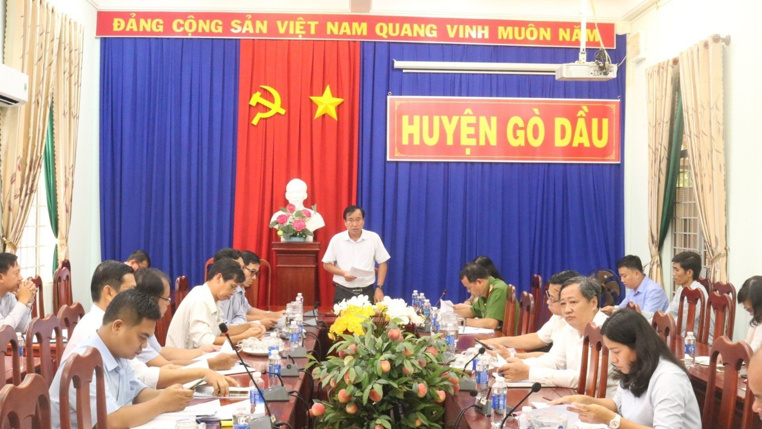 UBND huyện Gò Dầu họp định kỳ tháng 8 năm 2023.